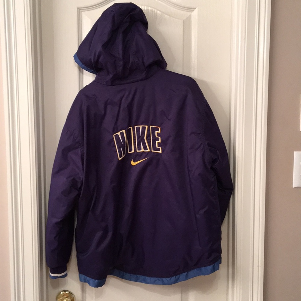 Nike jacket - Picture 3 of 8
